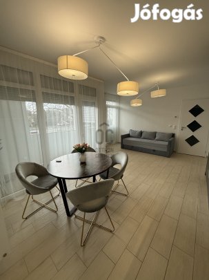 Kiadó belvárosi lakás