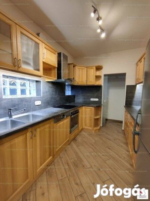 Kiadó családi há Dunakeszin