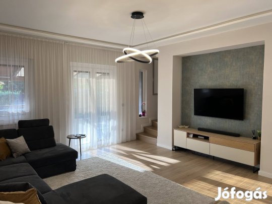 Kiadó családi ház Debrecenben a Liget lakóparkban