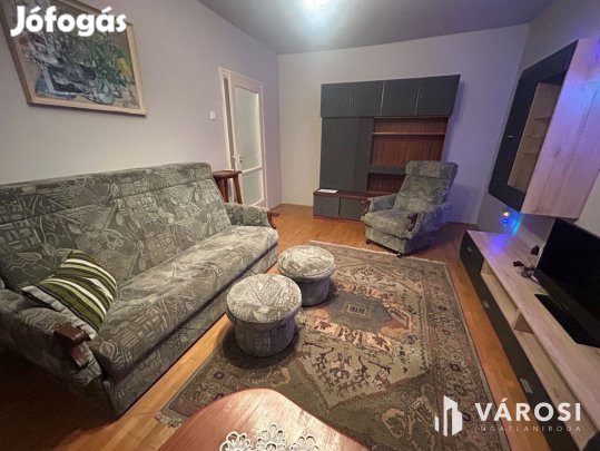 Kiadó első emeleti lakás a Debreceni Egyetem közelében
