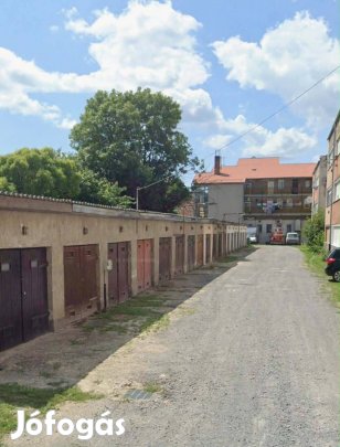 Kiadó garázs Sárospatak belvárosában