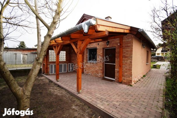 Kiadó ház, Szigethalom, 170000 Ft, 28 nm 1444_mj