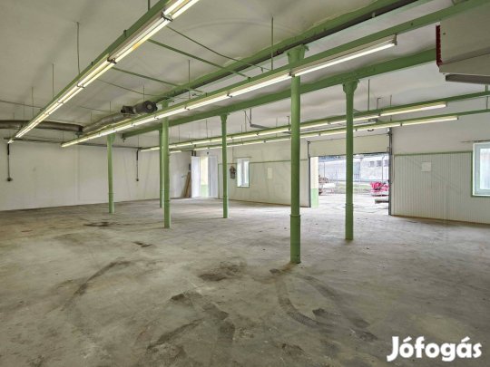 Kiadó ipari csarnok, Somberek