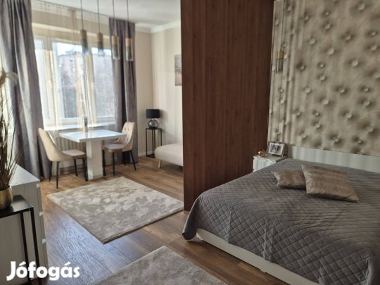 Kiadó lakás,Budapest,11,XI.ker.Baranyai utca.