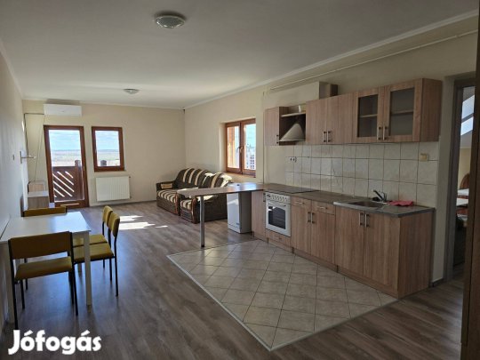 Kiadó lakás Csalogány u. 19