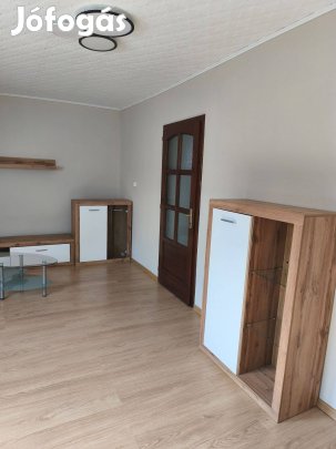 Kiadó lakás Egerben