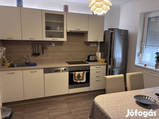 Kiadó lakás Győr Belváros