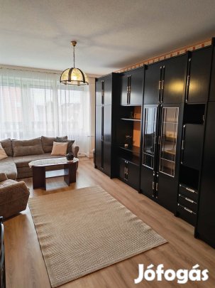 Kiadó lakás Tatán!