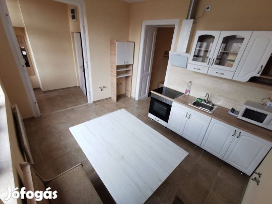 Kiadó lakás Tatán az Ady Endre utcán