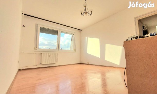 Kiadó lakás, Tata Óváros