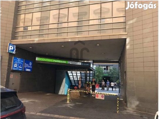 Kiadó mélygarázs hely a Central Passageben