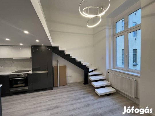 Kiadó modern, frissen felújított lakás a VI. kerület szívében