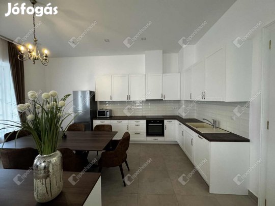 Kiadó nívós nagypolgári stílusú lakások.