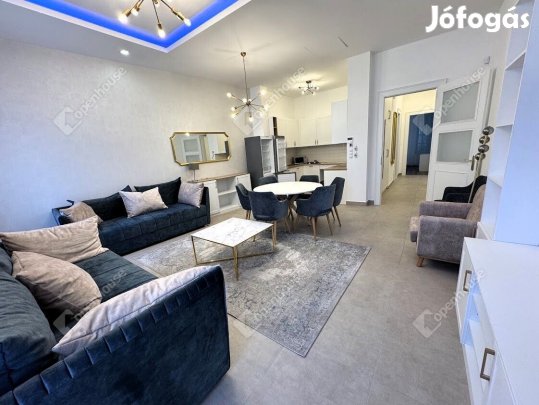 Kiadó nívós nagypolgári stílusú lakások.