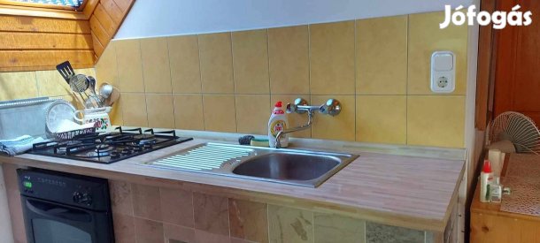 Kiadó nyaraló Balatonfüreden!