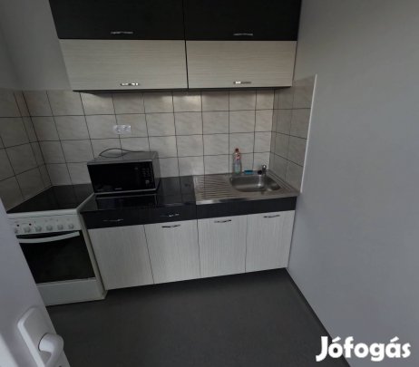 Kiadó stúdió lakás