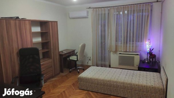 Kiadó szoba az Eszperantó utcában