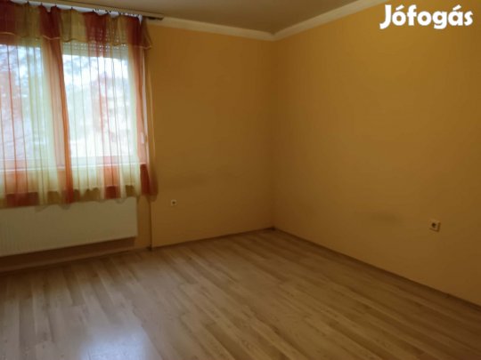 Kiadó téglalakás, Kaposvár