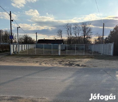 Kiadó telek Külső-Létai