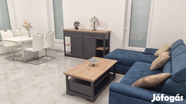 Kiadó új lakás Győrszabadhegyen családi házas övezetben