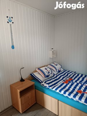 Kiadó vízparti nyaraló Békésszentandráson 