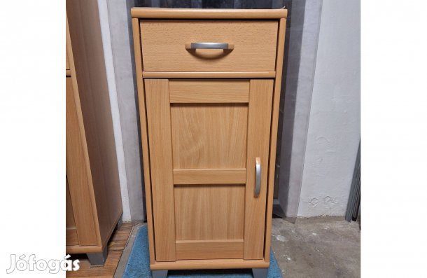 Kicsi Szekrény Eladó