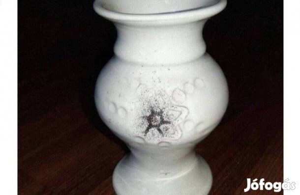 Kicsi kerámia váza