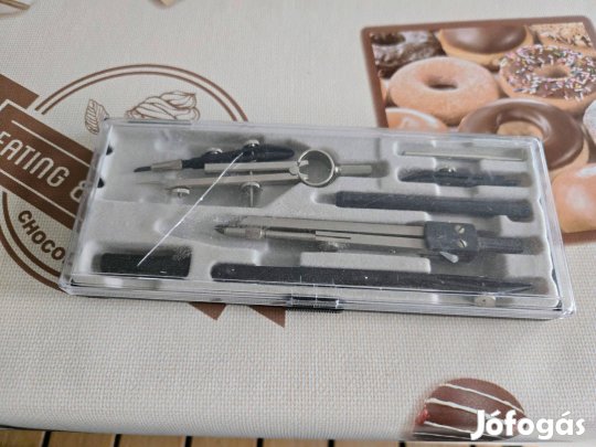 Kicsi retro körzőkészlet