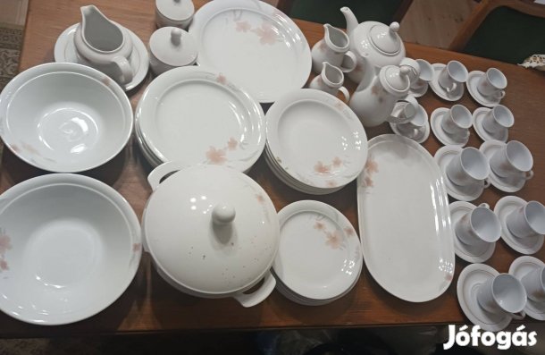 Kifogástalan, 55 db-os Kahla porcelán ét- és kávéskészlet Ritka, hiá