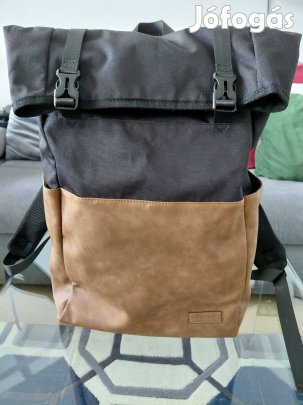 Kifogástalan, nagy pakolós, tevebarna+fekete Pier One hátizsák