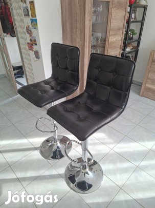 Kifogástalan állapotú bárszékek eladók