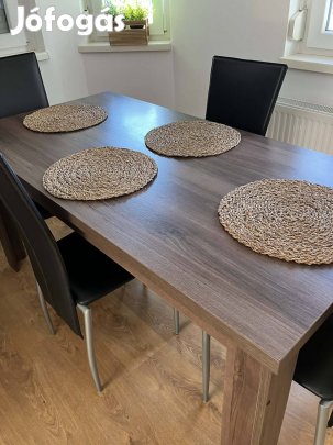 Kifogástalan dió színű étkező asztal 160x80