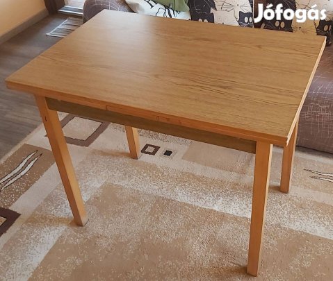 Kihajtható asztal