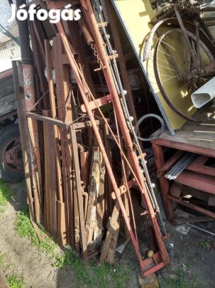 Kihajtva 6 méteres permetező keret