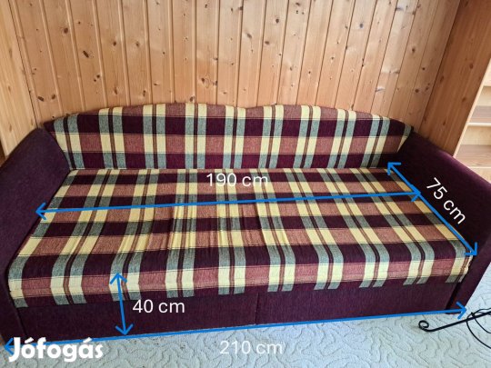 Kihúzható ágyneműtartós kanapé