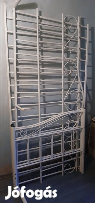 Kihúzható fém kanapé ágykeret ágyráccsal eladó! 