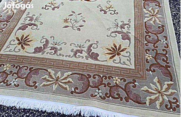 Kinai kézi csomózásu hibátlan szőnyeg Méret 200x300 cm