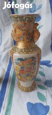 Kínai motívumos vázák eladók!