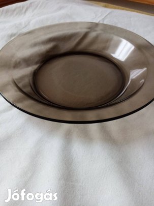 Kináló tálak, tányérok