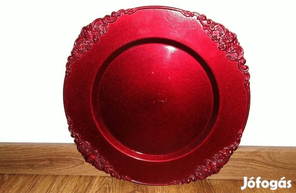 Kínáló tálak tálcák