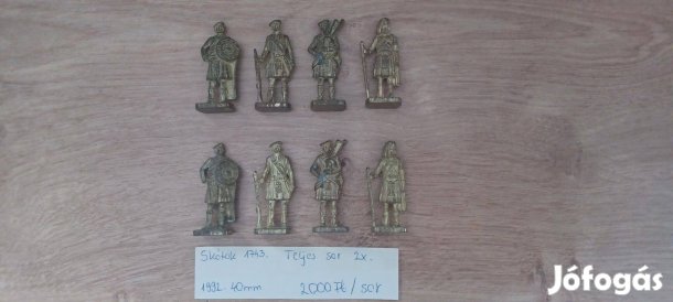 Kinder fém 40 mm-es sorok,maradék figurák eladóak