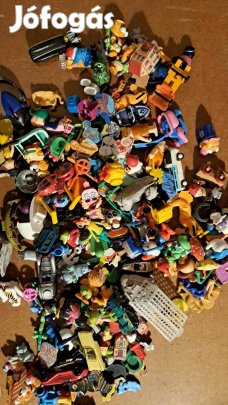 Kinder meglepetés figurák nagy lotja 19902000-es évek,
