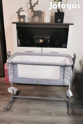 Kinderkraft utazó ágy vagy ágy mellé csatolható bölcső 