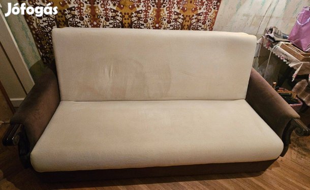 Kinyitható 2 személyes kanapé