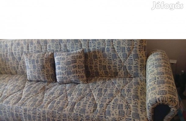 Kinyitható, ágyneműtartós kanapé