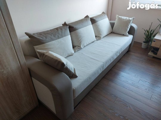 Kinyitható ágyneműtartós kanapé eladó