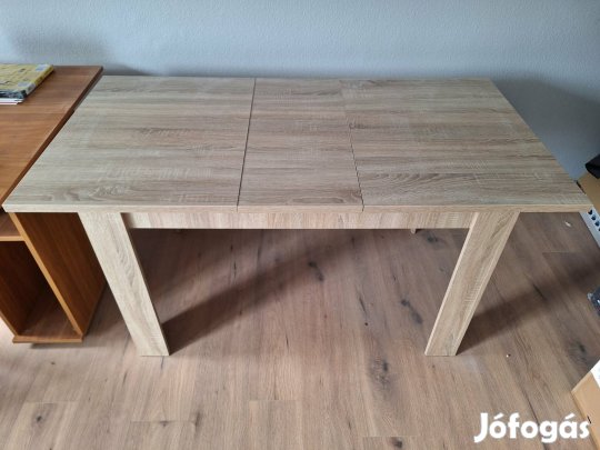 Kinyitható ebédlőasztal jelképes áron eladó
