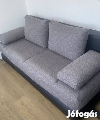 Kinyitható kanapé