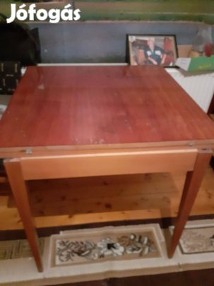 Kinyitható régi ebédlő asztal kinyitva 160x80cm és 75 magas