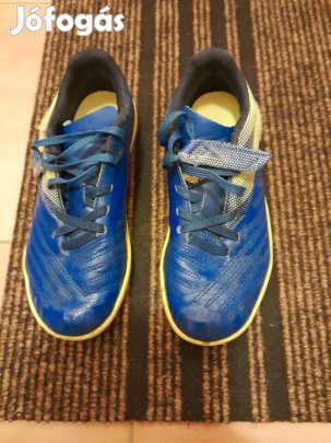 Kipsta műfüves cipő focicipő 34 34-es